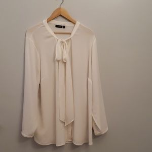 Apt 9 white ,sheer top